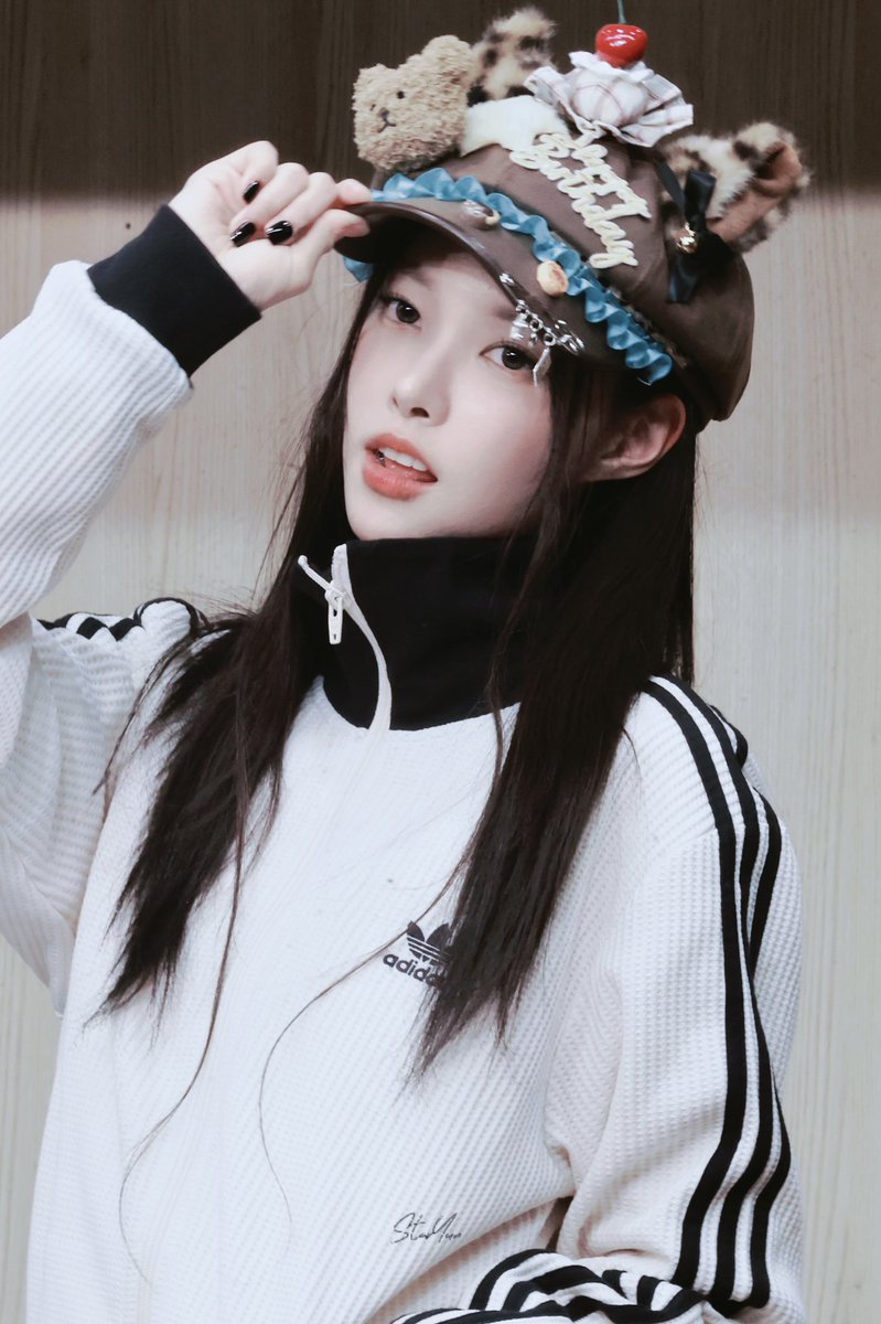 StarYUN tweet media