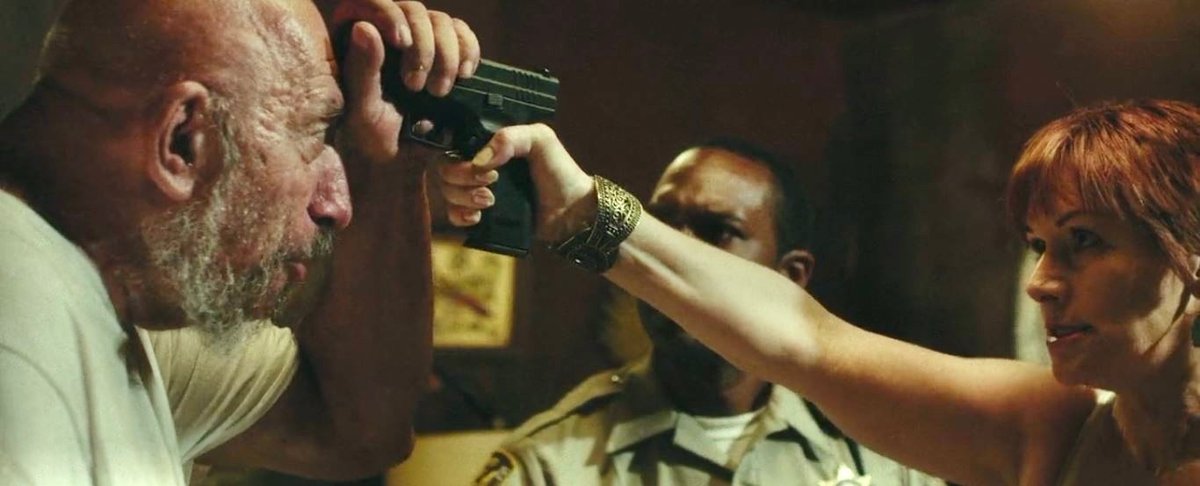 EugWSerra's tweet photo. Happy Birthday to Caroline Williams! #CarolineWilliams #TheTexasChainsawMassacre2 #StepfatherII #Leprechaun3 #Hatchet3 https://t.co/5NaytUGW3x