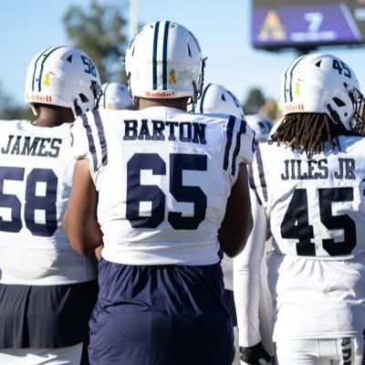 TransferPortal's tweet image. Jackson State OT Mason Barton plans to enter the transfer portal, his rep @JLSports3 tells @PeteNakos. 

The 6-foot-7, 315-pound left tackle has played over 900 career snaps. 

on3.com/transfer-porta…