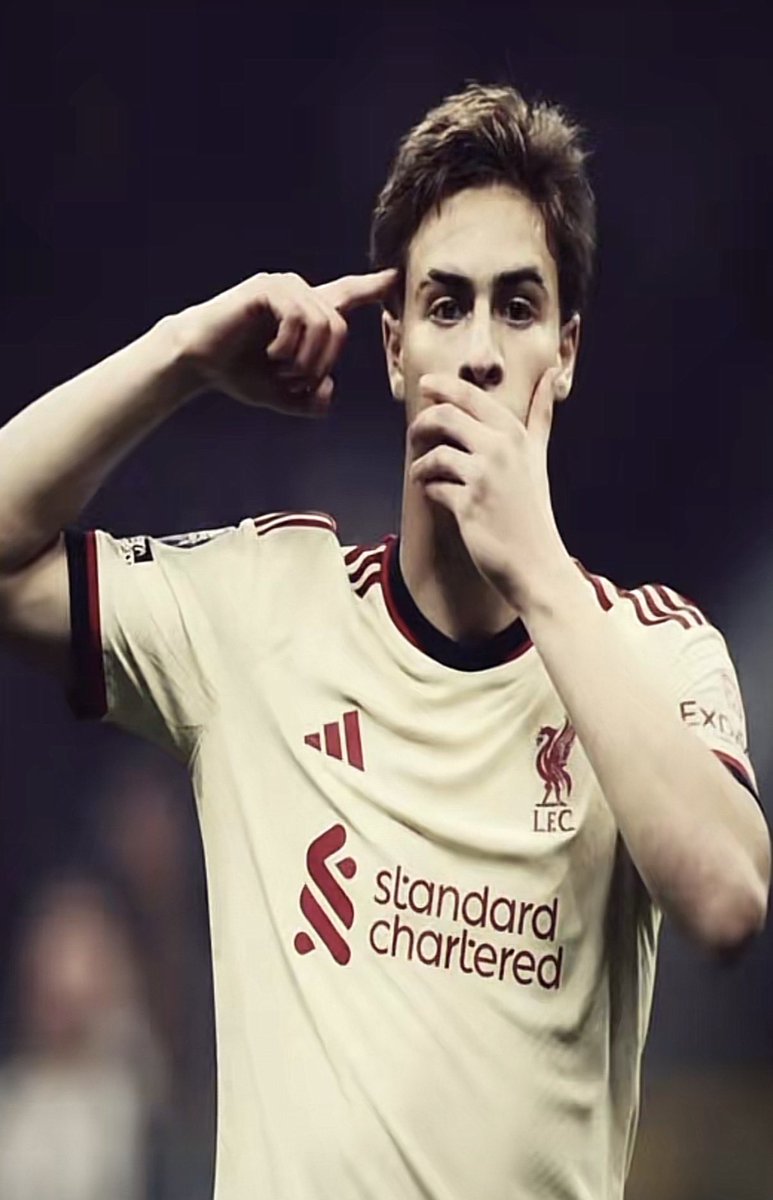 cmpank25's tweet image. والله لايق بشكل