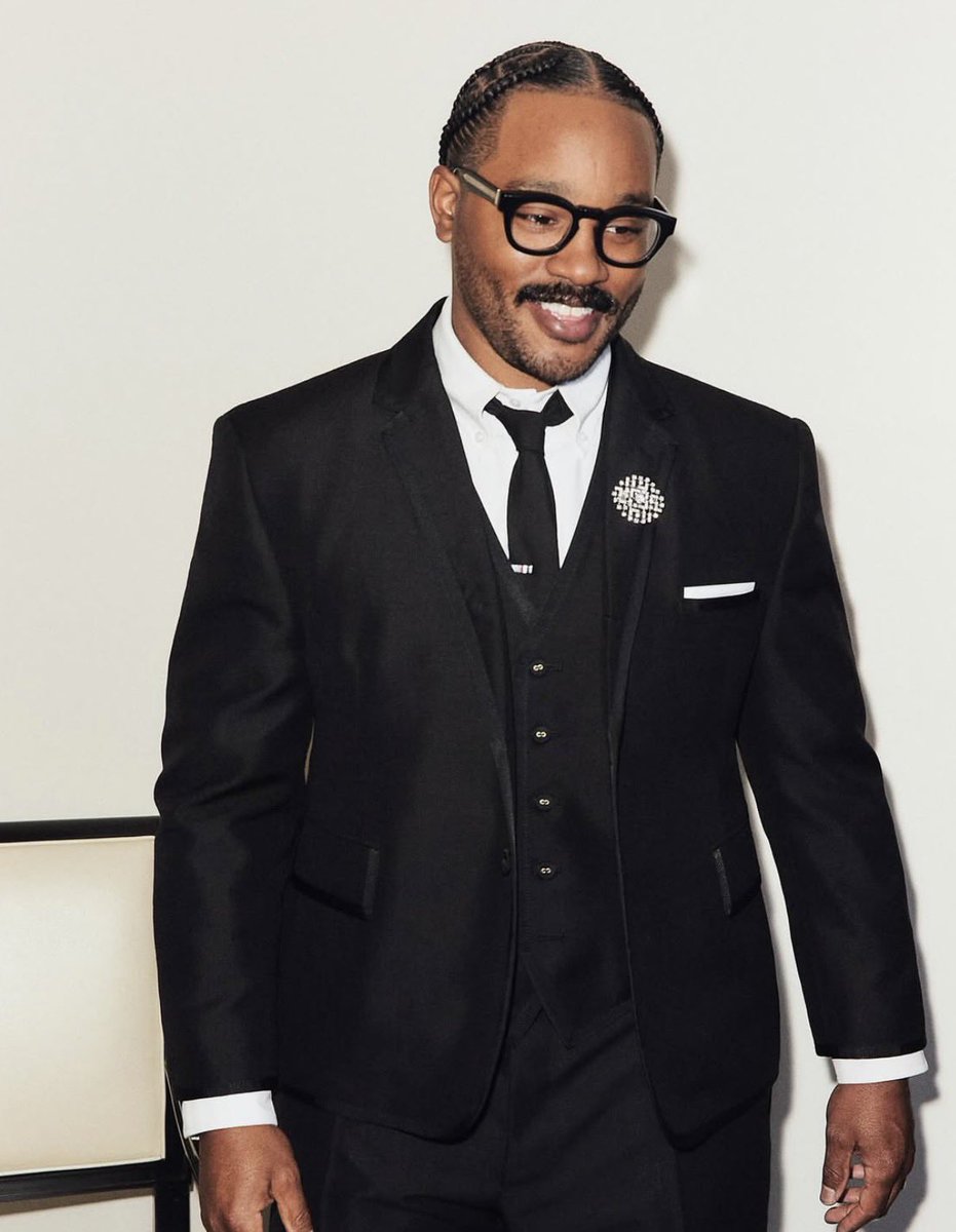 THEHORRORGOTH's tweet image. and the award for the finest director goes to ryan coogler! 😮‍💨