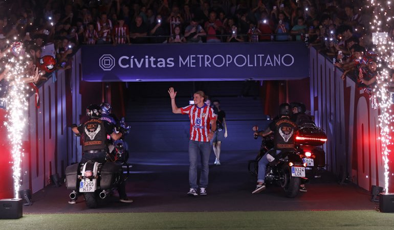 Ni un reproche al jugador. Su llegada era una condición para deshacerse de un lastre como João Félix.

No era una necesidad, ni ha llegado a tener encaje nunca, por lo tanto es un movimiento que beneficia al Atleti, y al propio Gallagher.

¡Mucha suerte, Pitbull!