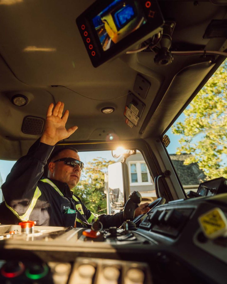 Priority tweet media