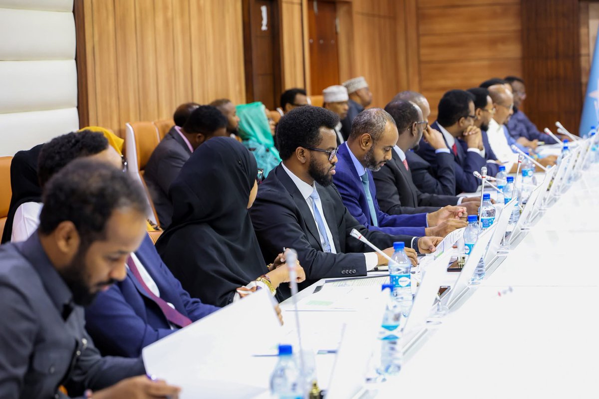Golaha Wasiirrada XJFS oo maanta yeeshay kulan uu guddoominayey Ra’iisul Wasaare Ku-xigeenka Xukuumadda Federaalka Soomaaliya, Mudane Saalax A. Jaamac, ayaa lagu buriyay dhamaan heshiisyadii iyo is-afgaradyadii ay Dowladda Soomaaliya la gashay Dowladda Isutagga Imaaraadka Carabta