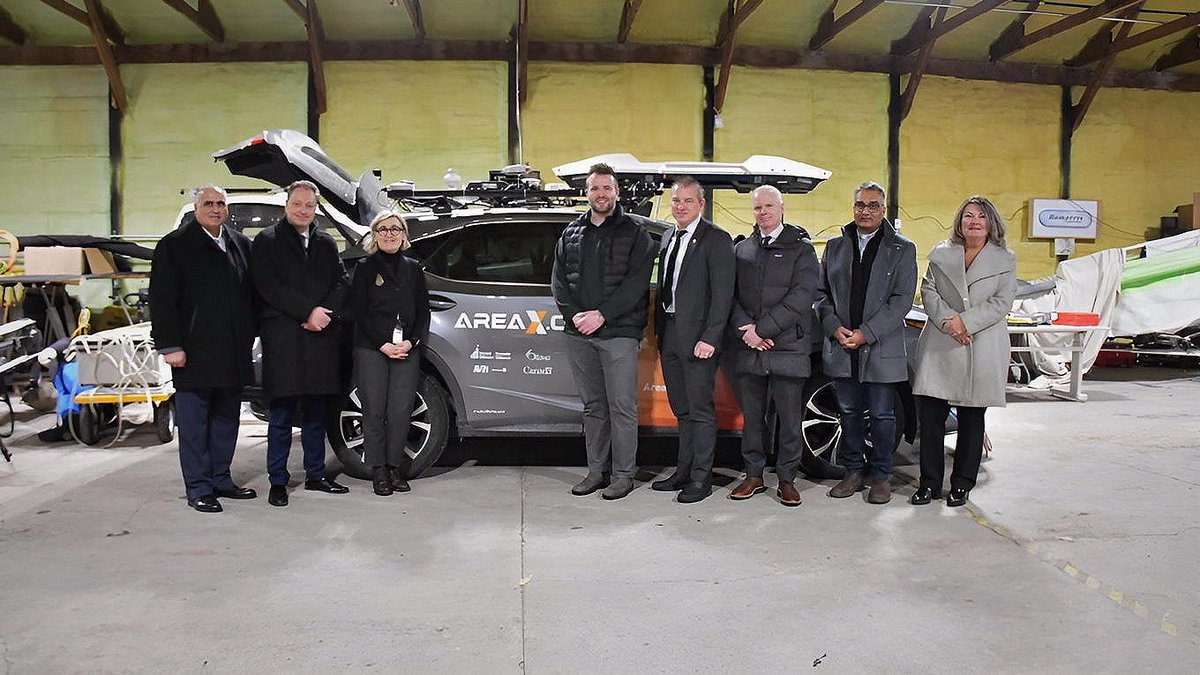 Stephen Crawford tweet media