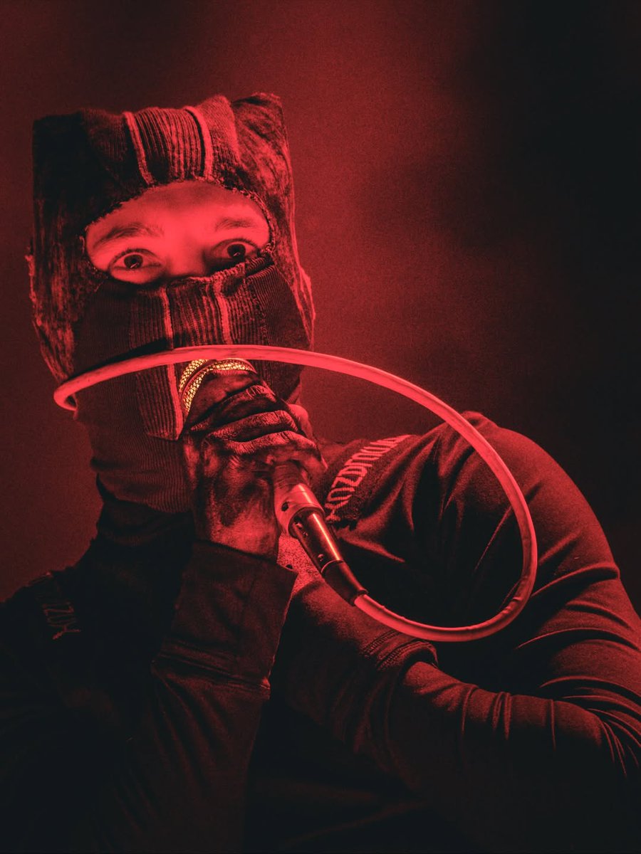 gns4handz's tweet image. why he so /ᐠ &amp;gt; ˕ •マ⁩