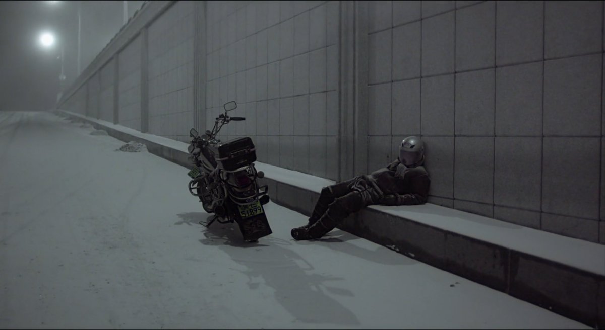 26mfhpod's tweet image. * What's your favorite wintery movie?