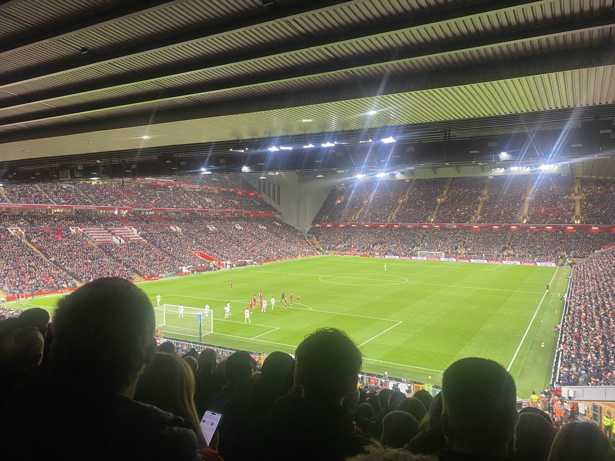 Juan_Yague_'s tweet image. Lo de esta noche en Anfield.

Victoria fácil. Tres golazos y eso que no jugamos un pimiento.

Siguiente: Brighton en casa.

❤️