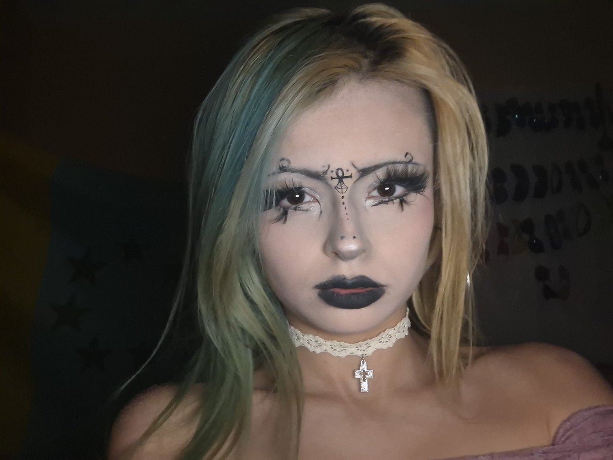 Unintentionalm3's tweet photo. Idk my face 5 years late https://t.co/FWg0gX0TAc