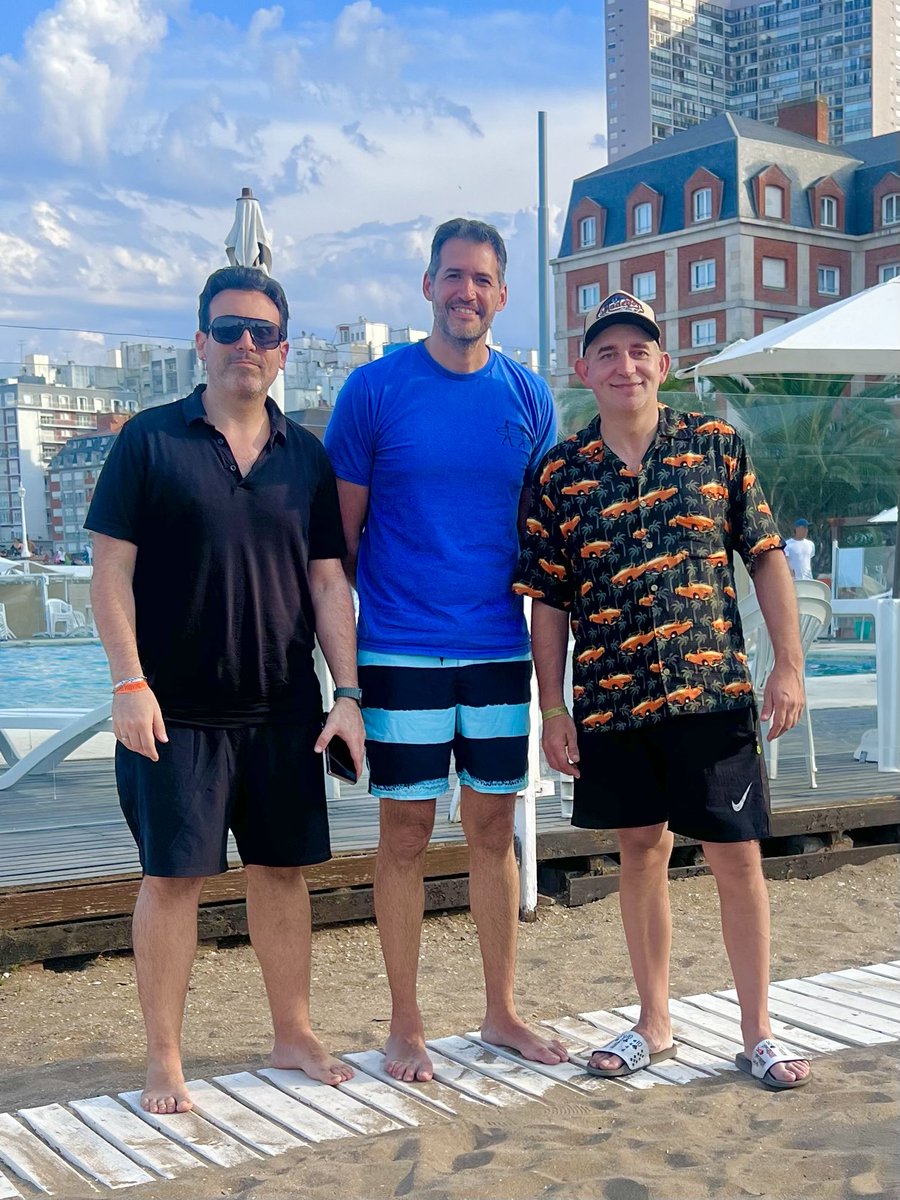 Terminando un increíble día de Playa con mis Amigos Marplatenses Claudio y Martín #MarDelPlata #Temporada2026