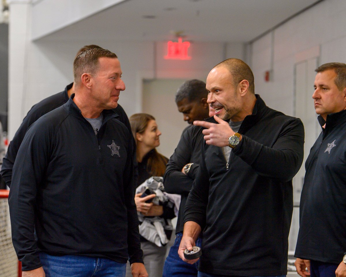 SecretService's tweet image. "I want to thank Deputy Director @dbongino for his continued service to the law enforcement community. Dan’s partnership &amp;amp; friendship was really appreciated as he served the men and women of the FBI. Dan is a real class act; I wish him all the best returning to the private…