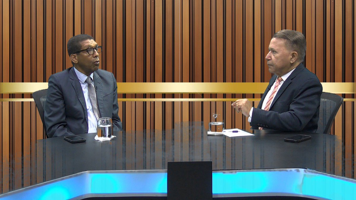 Esta noche a las 8:00, recibo en #LaHoraConGregory, al sociólogo Inocencio García.

Evalúa los eventos  internacionales que hoy ocupan la atención mundial. 

La posición de RD ante elecciones de Honduras, y otros temas más.

Por 52 Claro y 22 Altice 
#TELEIMPACTO

Hoy, 8:00 P.M.