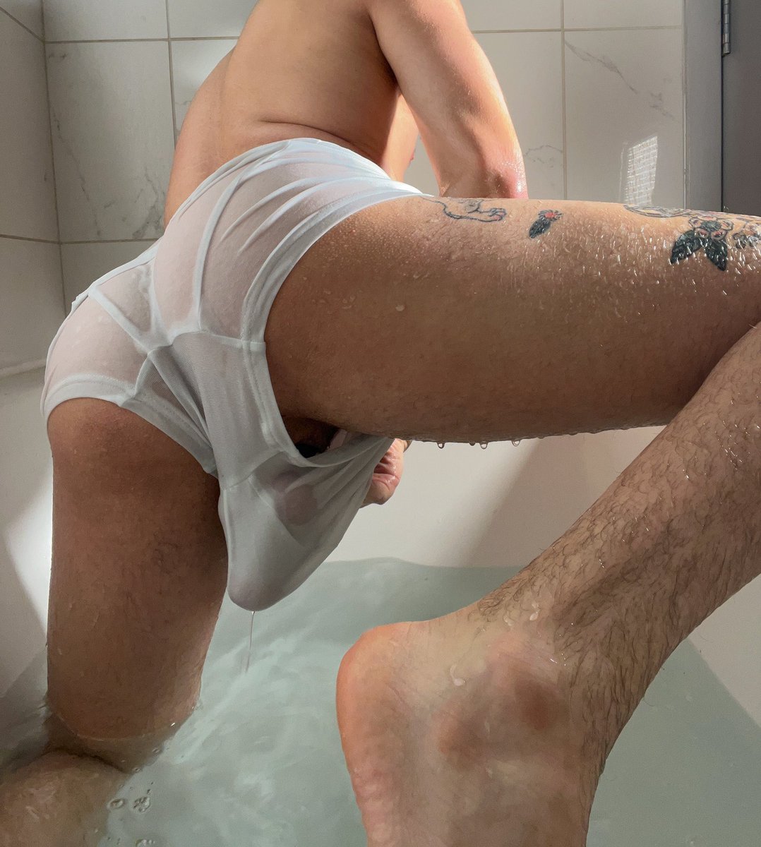 new JO vid free on my page 🖤