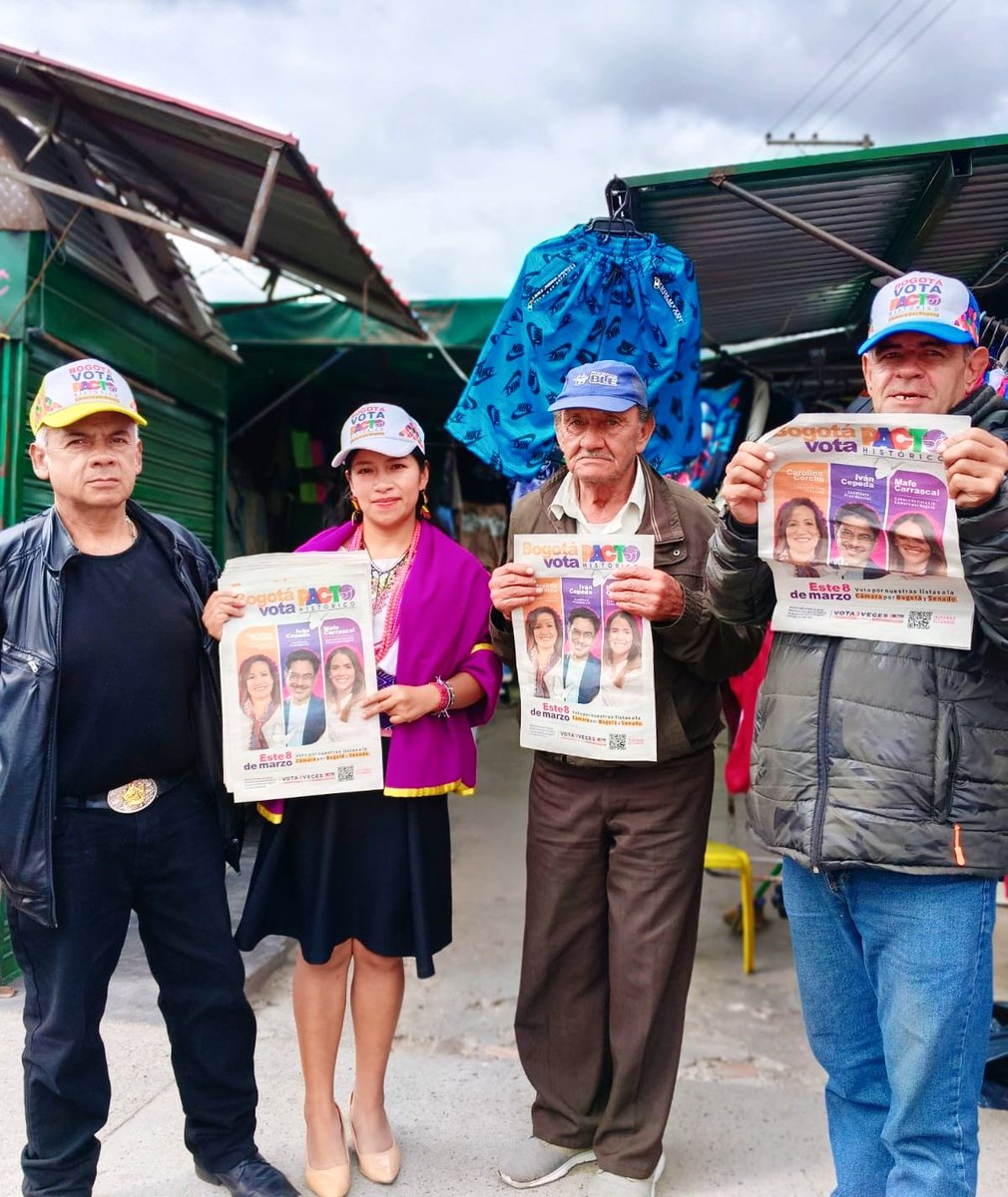 sandra_chindoy's tweet image. 🔴Lo más bello del Pacto Histórico es tener el cariño y el respaldo del pueblo. Gracias Usme y vecinos del sur de Bogotá por motivarnos a seguir luchando por el Cambio. Vota tres veces Pacto: Presidencia con @IvanCepedaCast, Senado y Cámara. COLOMBIA VOTA PACTO HISTÓRICO.