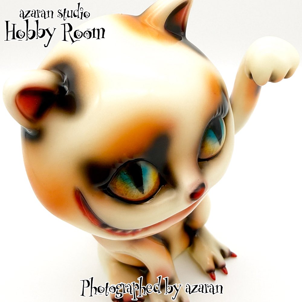 スーフェスVol.93のタマ”三毛猫”は綺麗で上品なイメージです😳口元と耳