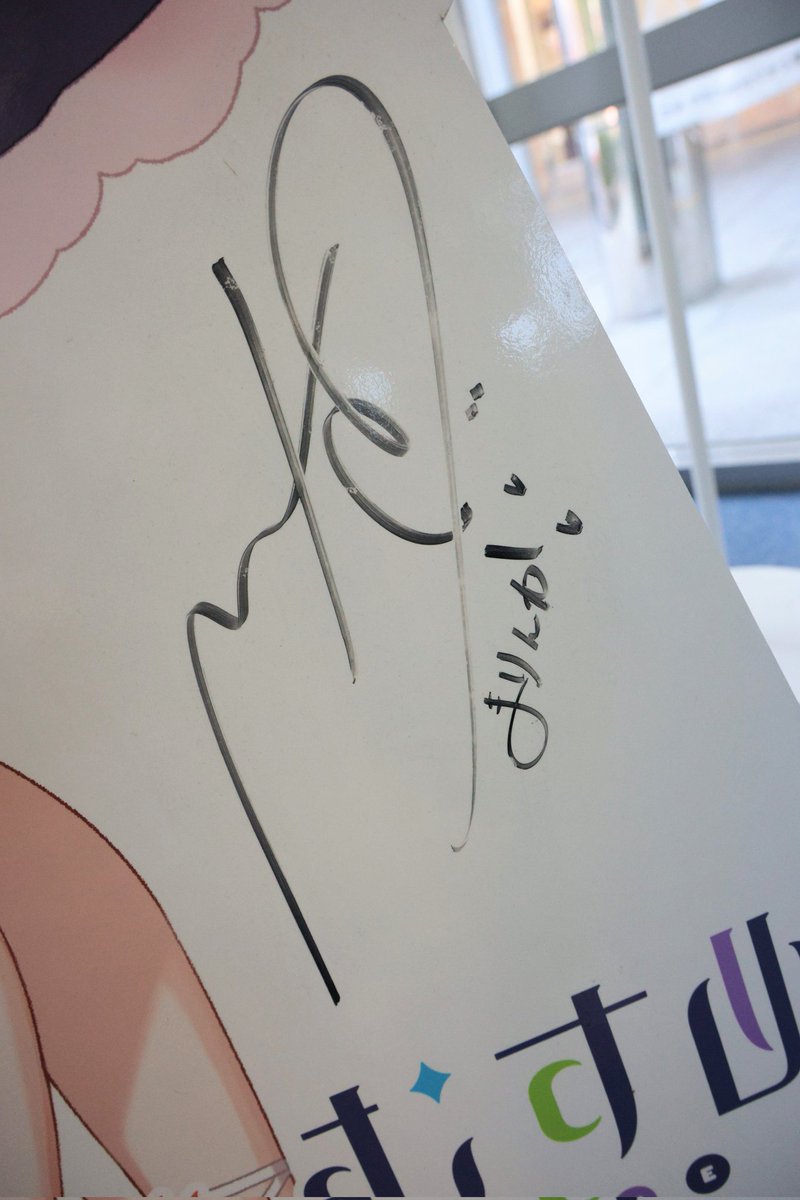 ミラクルニキ　サクラ　高野麻里佳　サイン色紙 しじみちゃんの立ち絵に声優を務める高野麻里佳さんのサインもあった！！！