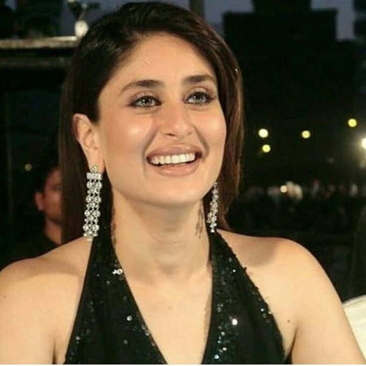 I am Kareena Kapoor Khan tweet media