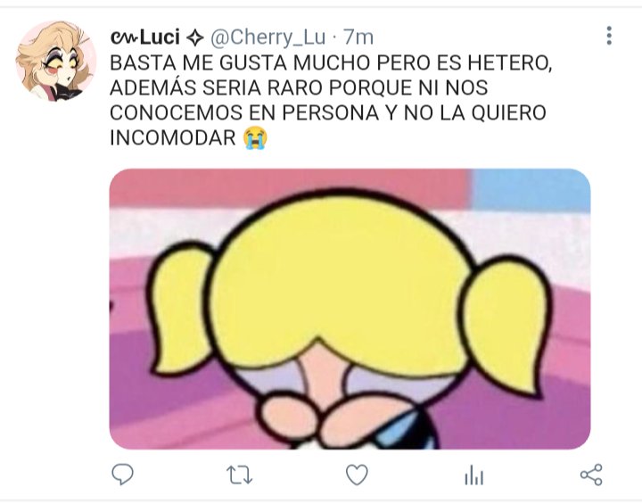 zue_Mkc's tweet image. ׂ   ︵   ׄ  ᷼⏜᷼   𔘓  ׅ  🌕  ׅ 𔘓  ᷼⏜᷼  ׂ   ︵   ׄ 
࣪ .⋆⃝🦋. Au #radioapple fem ｢🪷｣ᯓ ᡣ𐭩

Lucia y Alice se conocen en un grupo de WhatsApp y conectan al instante.
Hablan 24/7, comparten gustos y se vuelven inseparables…
hasta que una confesión lo cambia todo.