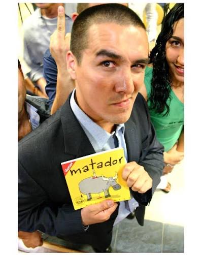 JotaPeHernandez's tweet image. ⚠️MATADOR el despreciable borracho que le pegaba a su esposa, es el mismo que ahora se burla del físico de otra mujer. Es candidato del Pacto, partido que guarda silencio porque la mujer maltratada es de otra orilla política.

Mi solidaridad con mi compañera @PalomaValenciaL 🫂