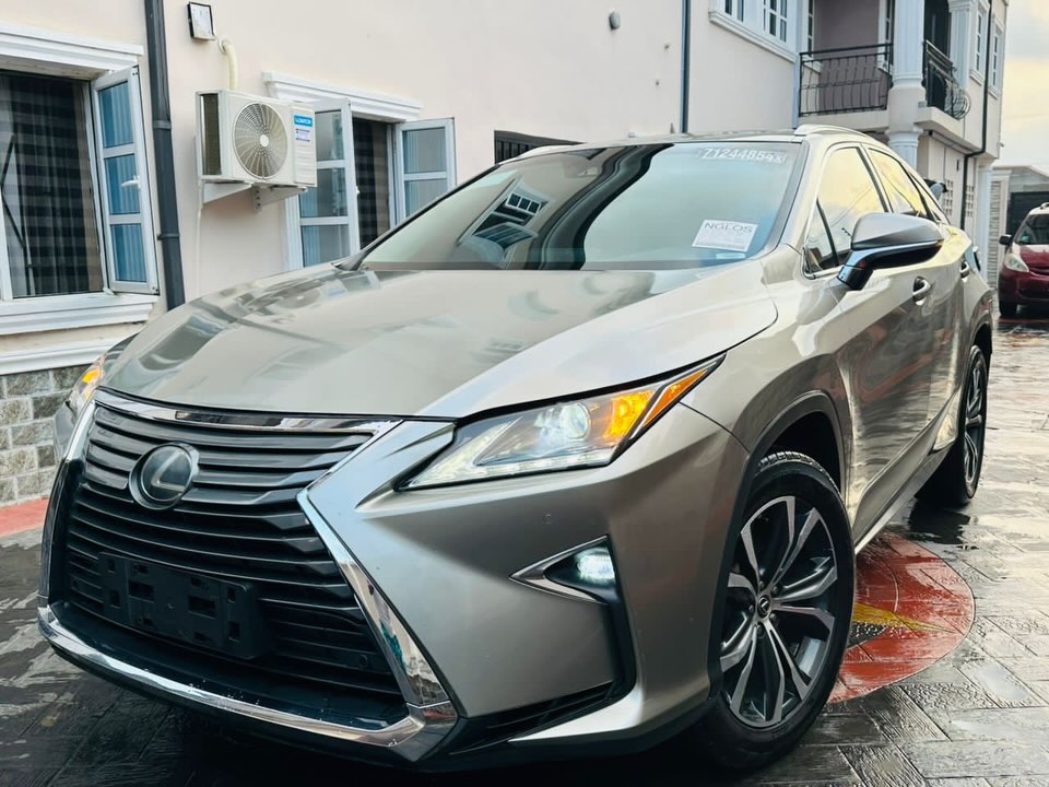 Big_toddy_'s tweet image. New machine alert
Brand:Lexus 
Model:Rx350 
Year:2018
Condition:registered 🇳🇬🇳🇬buy and drive 💯💯

Accident free 💯
Custom duty 💯

Price:40m
Location Łagoš