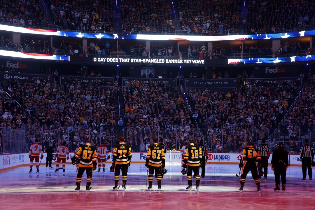 IcePittsburgh's tweet image. Still reminiscing about lining up as the @DICKS Sporting Goods Junior Starter! Thank you to the @penguins and @penspartners for creating memories that our players will never forget! 🐧