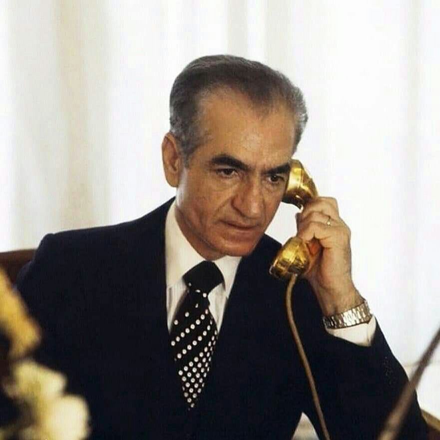 conceptuel's tweet image. Alo?