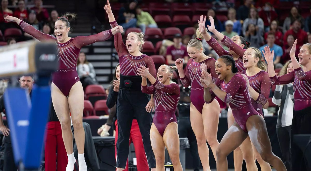 DU Alumni tweet media