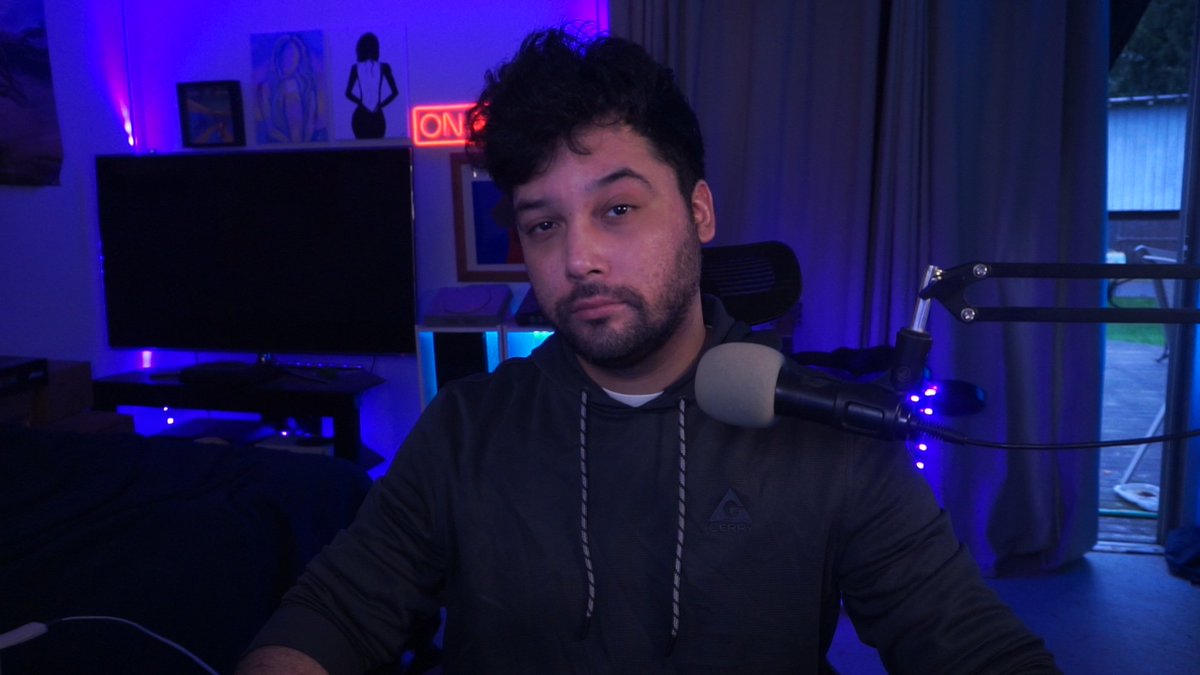 ChrisChaotix's tweet image. Going live to HOPEFULLY beat Super Mario 64 today!!! But who knows... GET IN HERE!!! #twitch #twitchstream #SmallStreamersConnect #smallstreamers