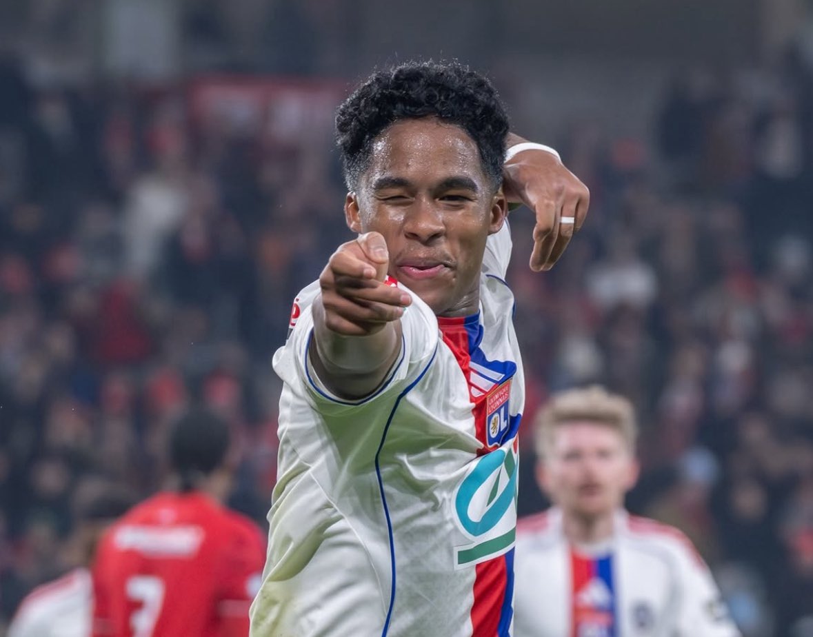 🚨 Real Madrid have re-call clause for Endrick deal at Olympique Lyon but no plans to activate it following Xabi Alonso out. Clause only valid until...