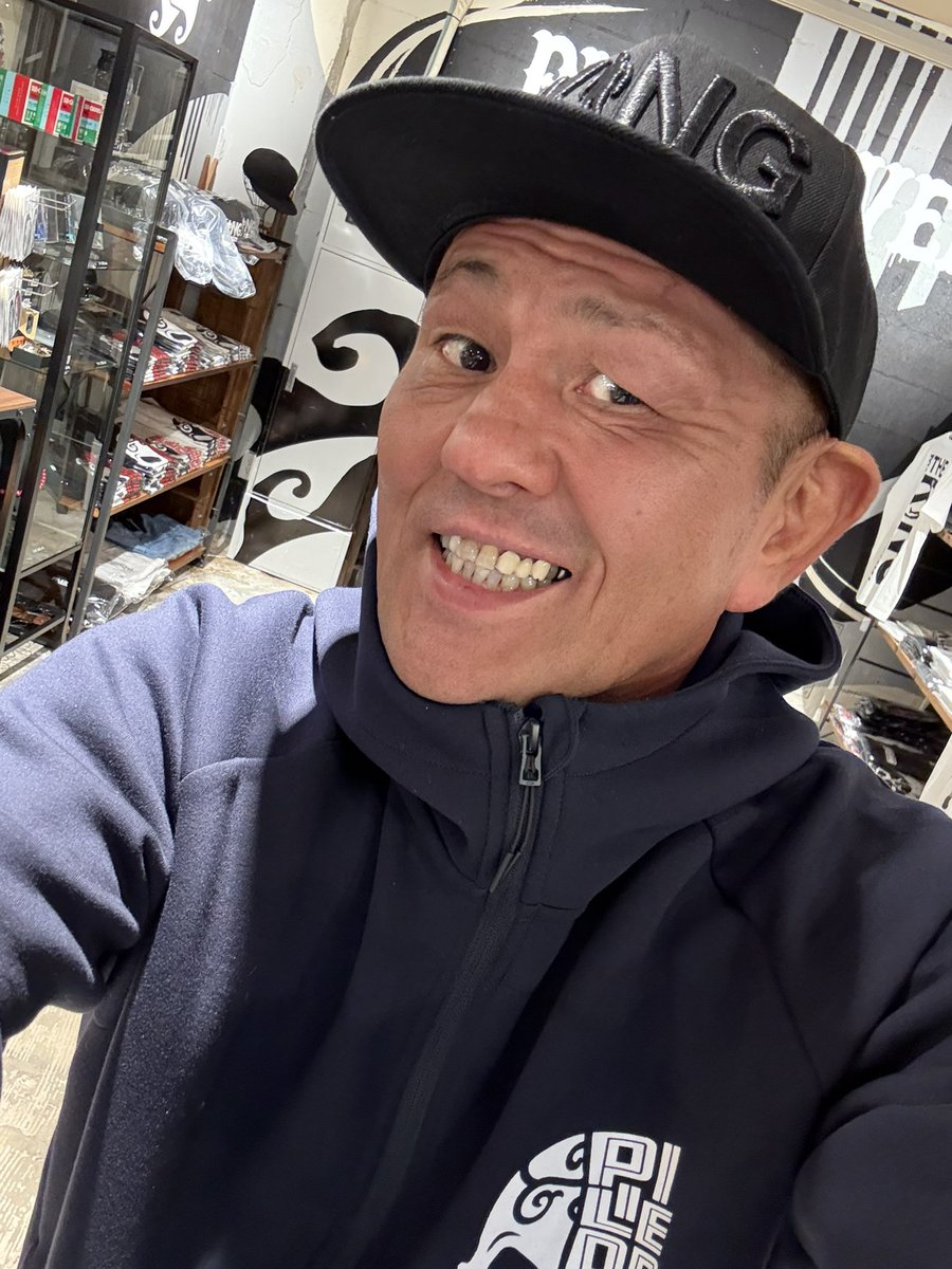 キャラプロ　鈴木みのる　限定白ver 新品未開封 ギラギラ幸福論 白の章 | 鈴木みのる |本 | 通販 | Amazon