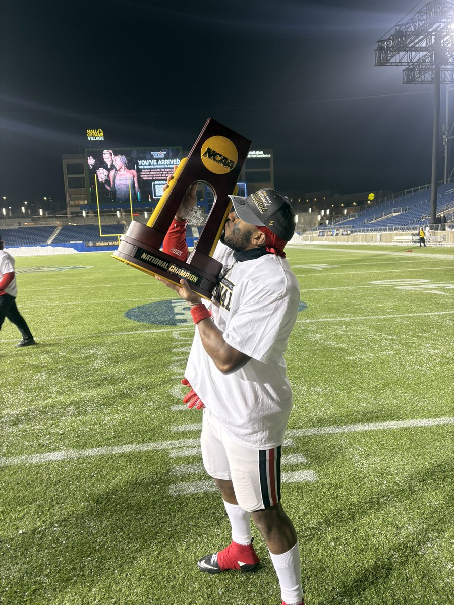 MrStokes_5's tweet image. After talks with compliance, I am entering the Transfer Portal as a Grad-Transfer with 1 year of eligibility Remaining for all D1 Institutions. Thank You River Falls❤️Recruitment 100% Open🗳️
6’0 200 WR/ATH
50+ Rec, 900+ Yds 9+TDs
Spring Grad (May)
3.4 GPA📚
D3 National Champion🏆