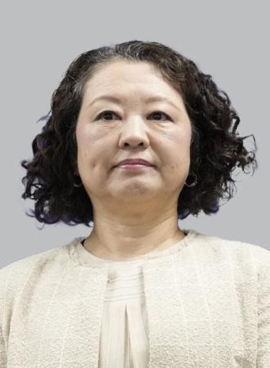 GW3CjJsMQ6n2ye1's tweet photo. 国民・玉木代表「経済後回し解散だ」　首相の衆院解散方針を批判。

やっぱりパーマおばさんのしもべか❗️

だめだなー👎 https://t.co/BPLAlOZDSg