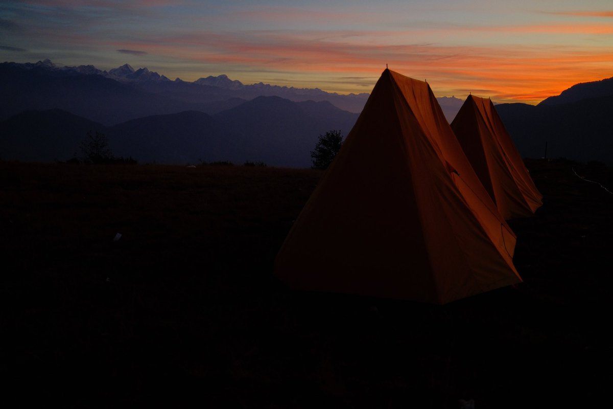elev8208's tweet image. #Sunrise in #Nepal ❤️❤️