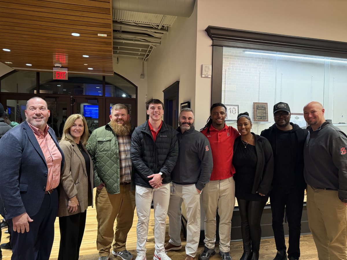 Thank you to the Berkeley County for honoring the Shrine Bowl athletes today! <a href="/meliq9mcgowan/">meliq “Liq” mcgowan 🏅</a> <a href="/davis_jachin/">Jachin Davis</a> <a href="/SHSKnightsFB/">Stratford Football</a> ❤️⚔️
#family #onceaknightalwaysaknight