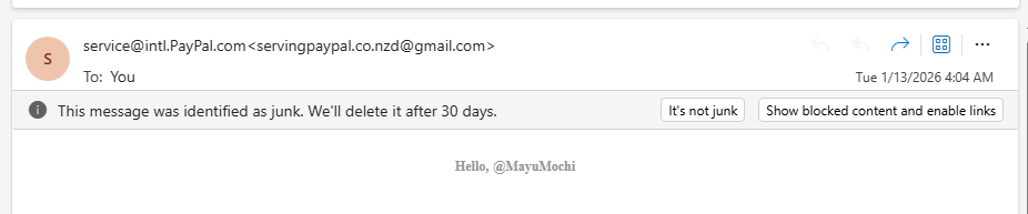 xiiri96's tweet photo. ‼️SCAMMER WARNING ‼️

i knew the moment he sent me ! 
just wanted to grab him  in action ! 

please be careful everyone and NEVER open any emails like this person mentioned !!!

There's a lot of these so please report and raise awareness !!! 

‼️IMP 
1st he refused me making an invoice !
2nd he refused giving me email !
3rd he ask for mine then sent a fake paypal email !