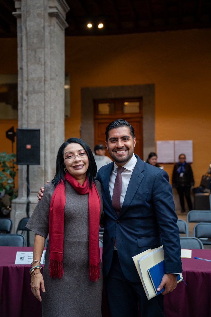 euripidesf's tweet photo. Sostuvimos la primera reunión con la Consejera Jurídica del Gobierno de México, @esthela_damian. Su liderazgo fortalecerá el trabajo jurídico del Gobierno de la Transformación y la defensa de los derechos del pueblo. https://t.co/rJe86UmmFp