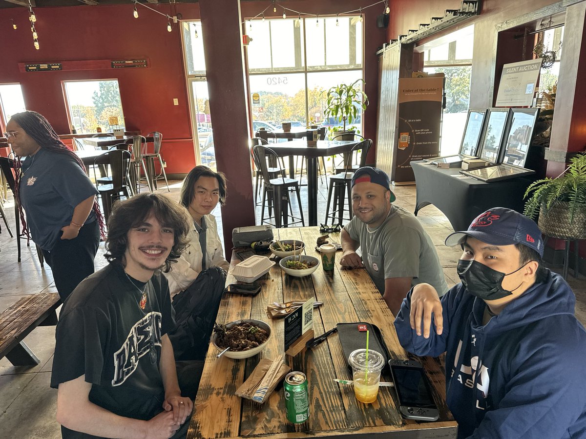 CompassUPNEXT's tweet image. In just 3 years this game has let me meet so many awesome people, and let me create some of the most happiest memories of my life. Thank you to everyone who helped make them happen! I love yall❤️ I hope this isn’t the end, just the beginning of a new era. 

60pr grind incoming😈