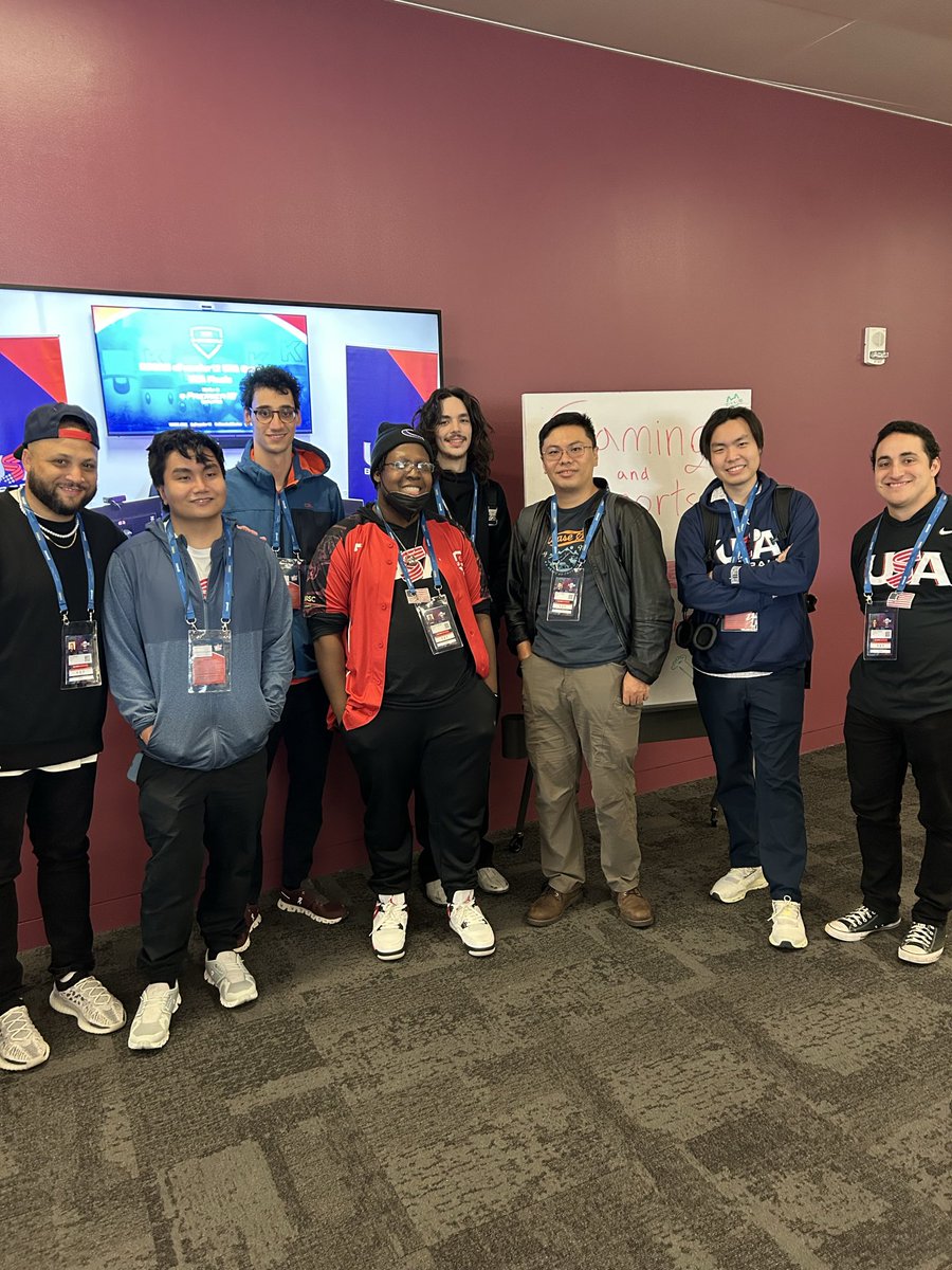 CompassUPNEXT's tweet image. In just 3 years this game has let me meet so many awesome people, and let me create some of the most happiest memories of my life. Thank you to everyone who helped make them happen! I love yall❤️ I hope this isn’t the end, just the beginning of a new era. 

60pr grind incoming😈