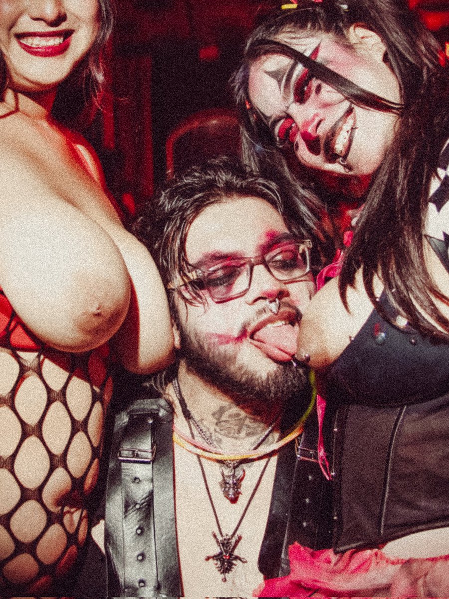 Solo en TR∆NCE SW encontrarás una combinación perfecta entre RAVE MAGIA SEXUAL Y PLACER 🔥

Nos reuniremos bajo la luz de la luna, para bailar en exóticos movimientos y juegos sensuales y asi manifestar una noche de éxtasis y placer 😈

<a href="/Sucubo_Incubo/">Súcubo♀️& Íncubo♂️</a>