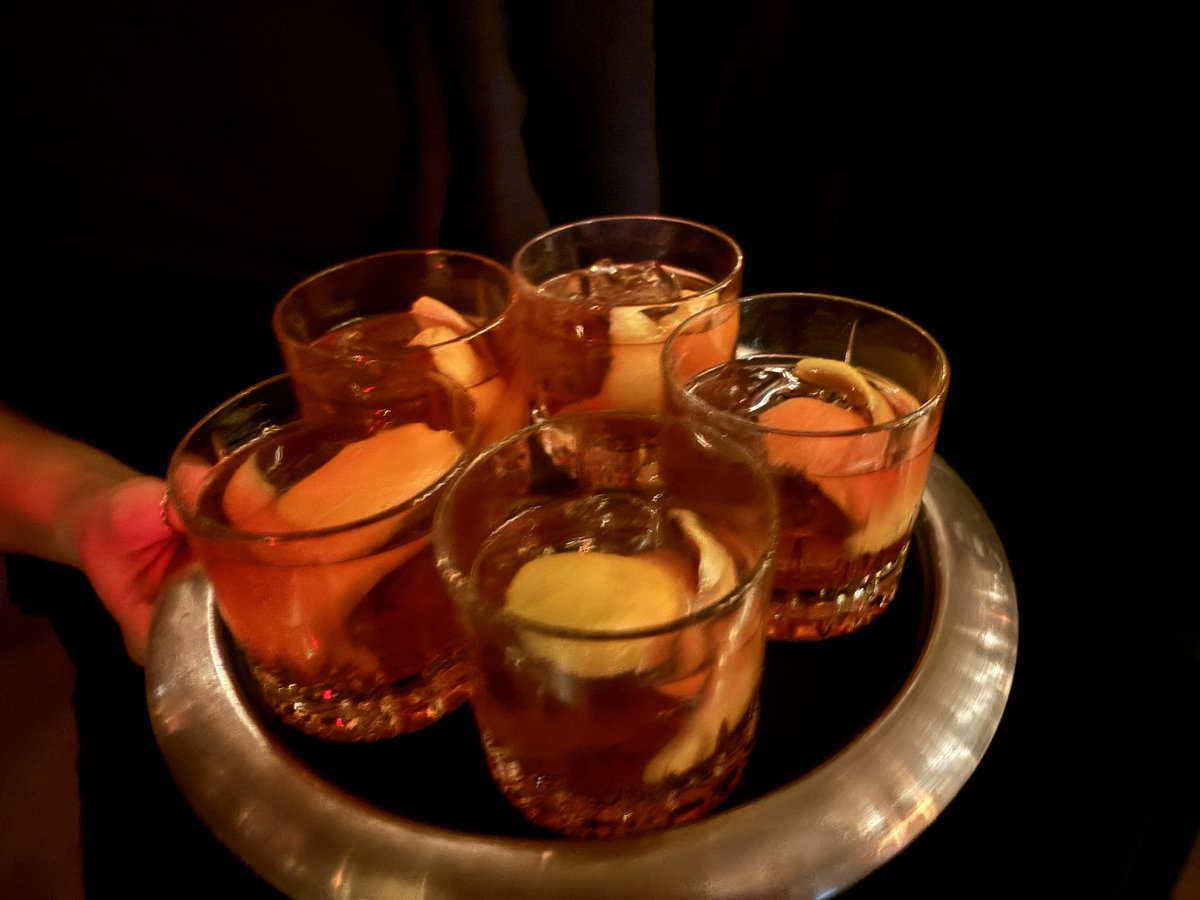 Ryanater's tweet image. The only way to be greeted when arriving to a work event at the Campbell bar