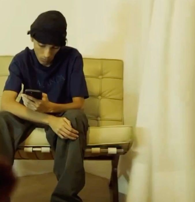 4ivanivanivan's tweet image. vi um negocio aq