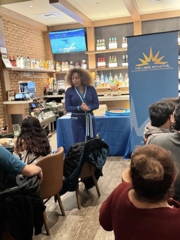LIBREMichigan's tweet image. 2026 kickoff event in Holland last night! 😍🎉

Our Latino community is taking action! 
👉 We wrote post cards to our Michigan legislators about issues ww are facing, and some business owners questioned why there is such high tax on small businesses. 

#BeLIBRE