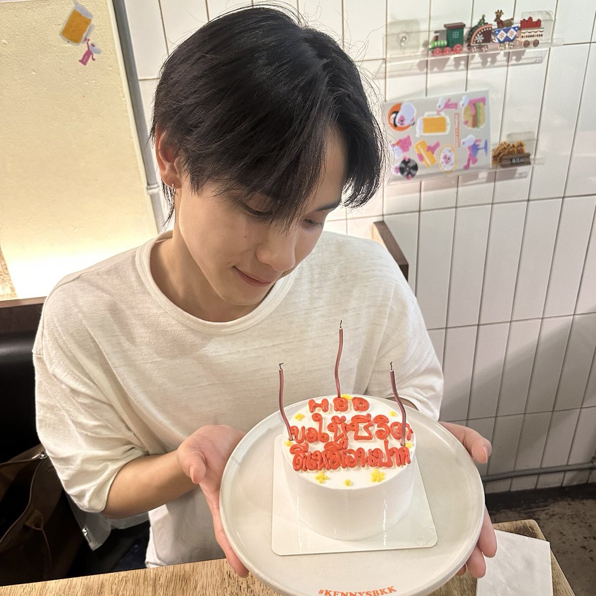 astonorthiveva's tweet image. foto                                               difotoin sama 
sendiri                                         adalah pokoknya