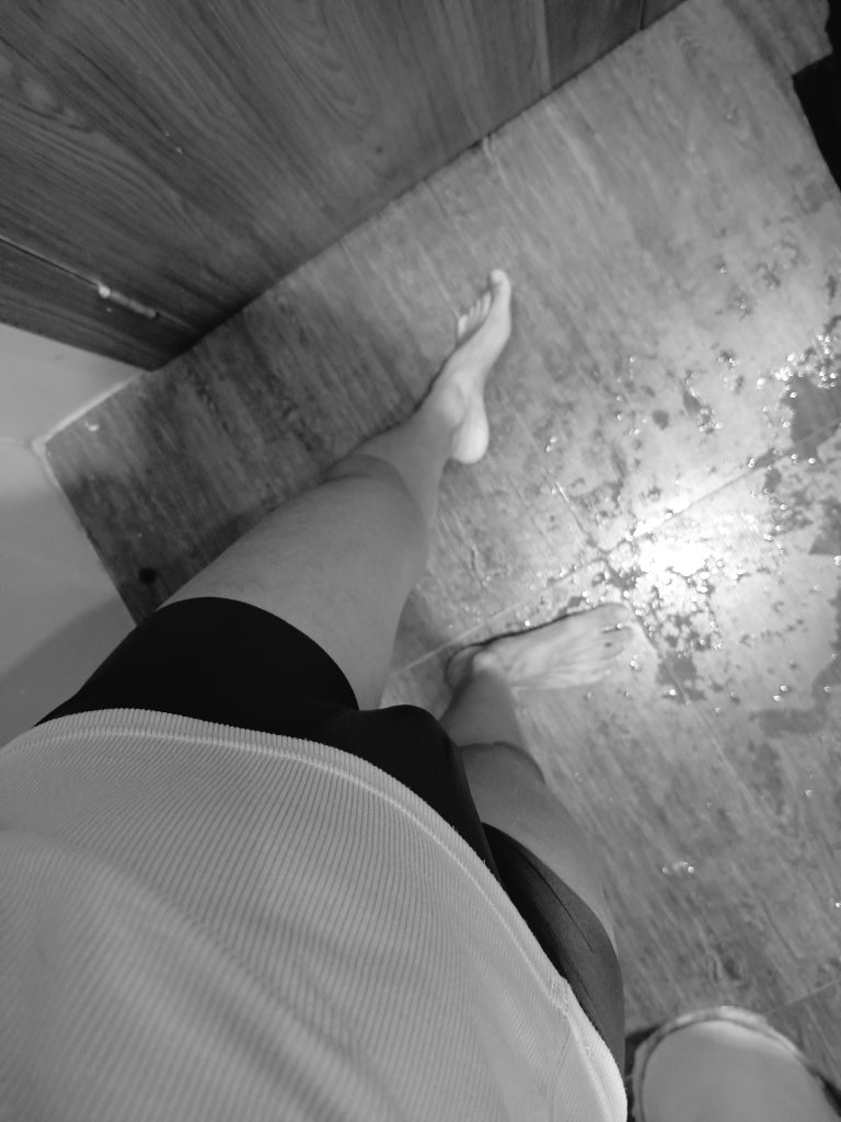 Pointmatcha's tweet image. Baru mau lepas cd udah disuruh join meeting online