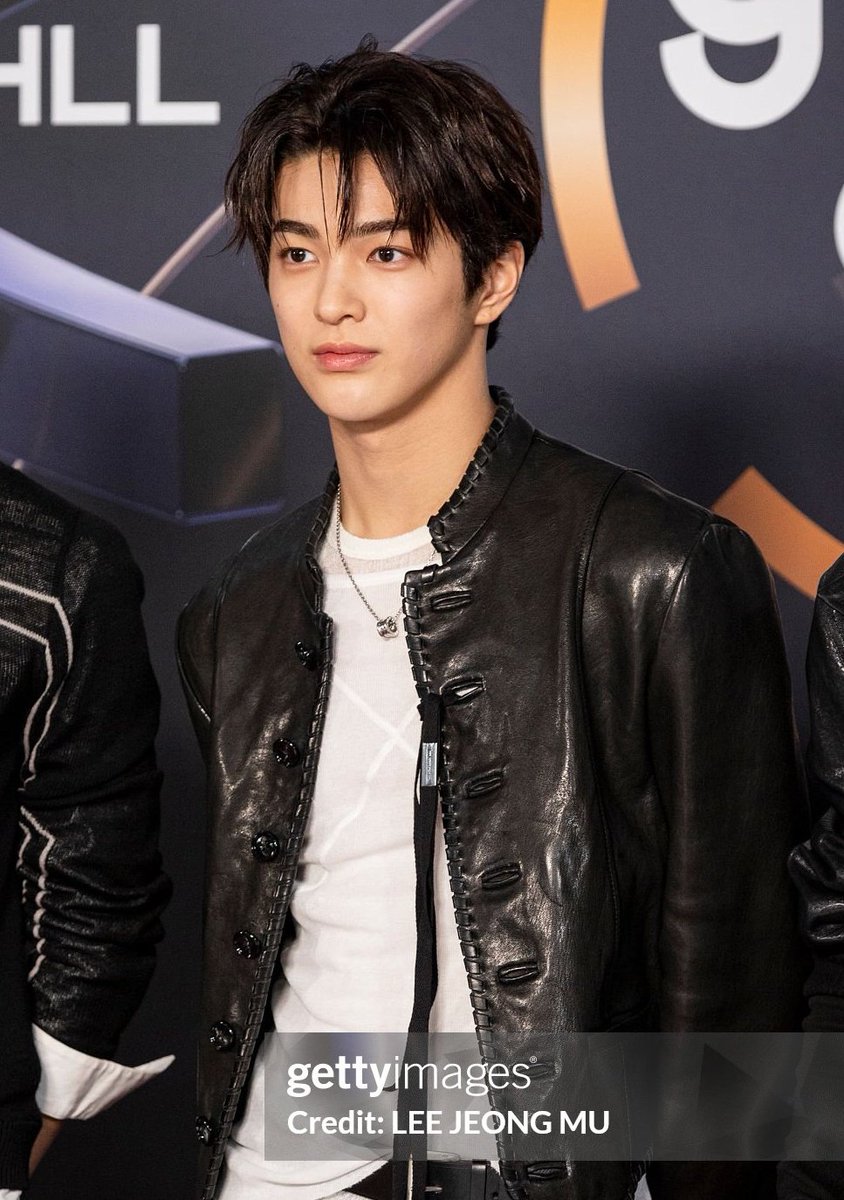 konoiskono's tweet image. MAHADASYAT MAHAKARYA TUHAN PALING INDAH CAKEP NYA GAK NGOTAK ANJING😭😭KOBISAA?? KOOBISAAAA??😭😭 HONEY SKIN BIKIN DIA TAMBAH SEXY. GETTY JUGA SUJUD MINTA AMPUN SAMA KING #KEONHO🙏 YA LU BAYANGIN DIA MASIH 16. IYA 16 TAHUN ANYING😭😭😭