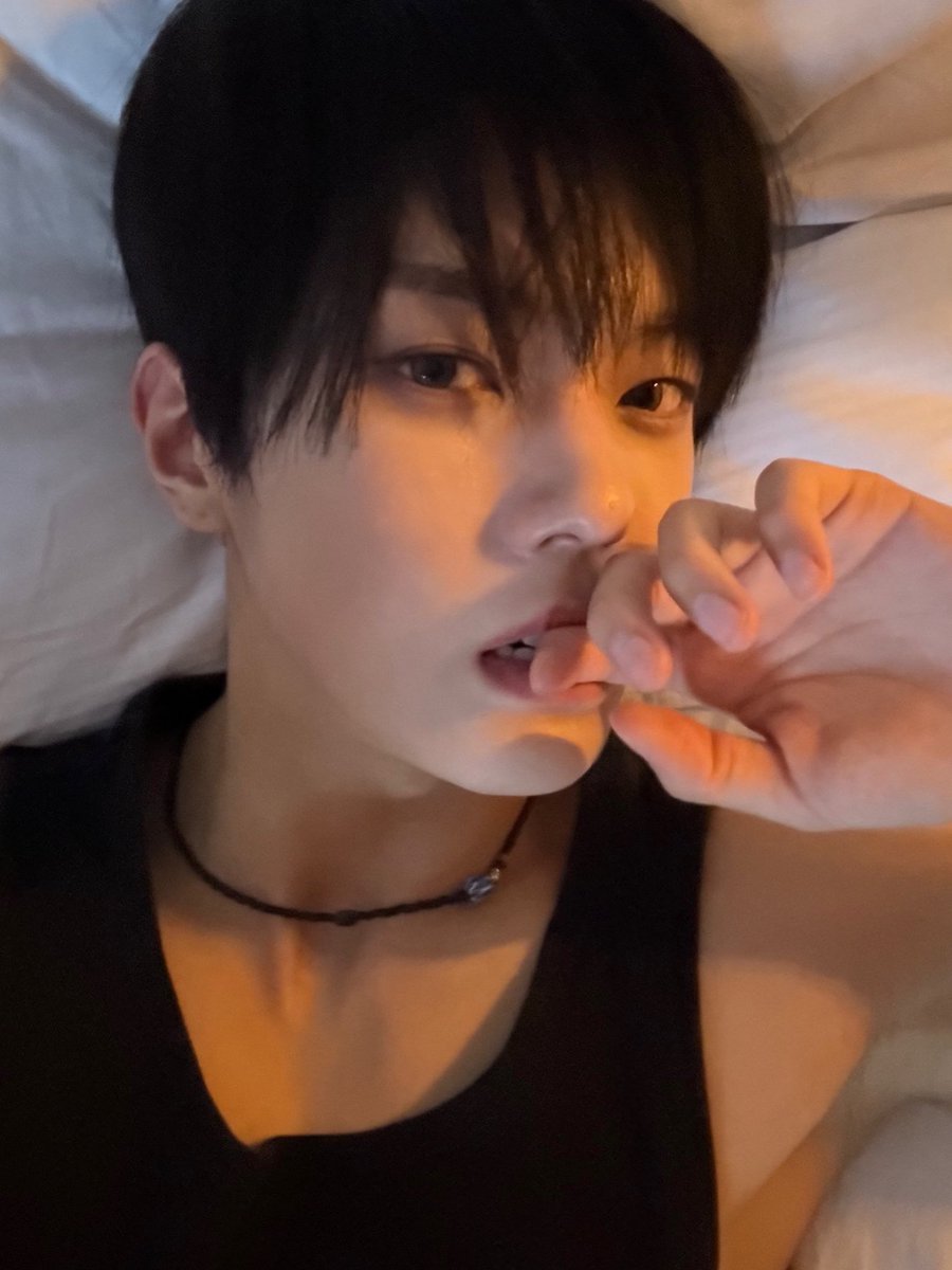 와니 tweet media