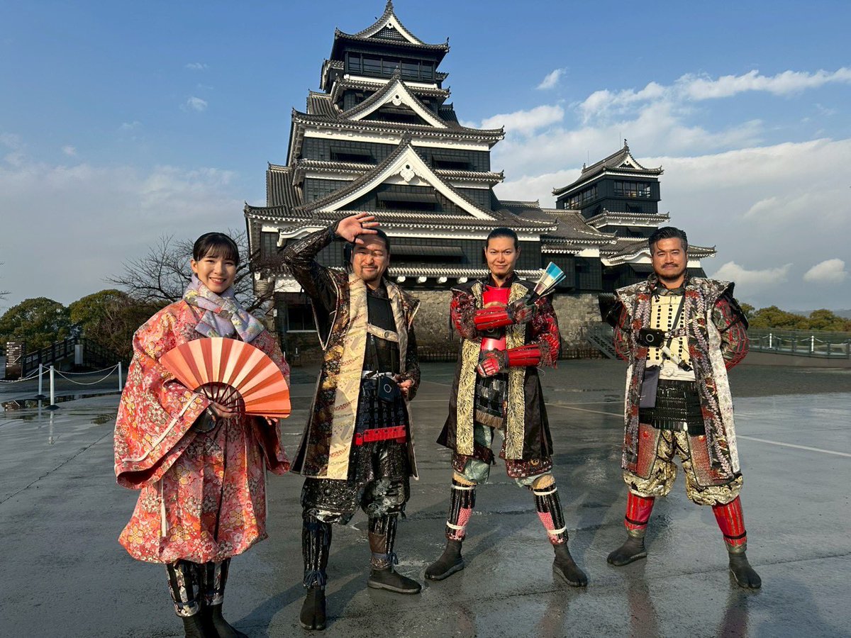 熊本城“こんにちは”武将隊！ 本日は御覧の布陣にて出陣！ 11:30〜 城彩