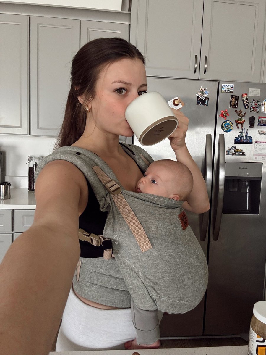 mmiakapro's tweet image. I drank TWO gallons on average of whole, raw milk per week while pregnant with this little man. And now just as much while breastfeeding to nourish our bodies. Milk is a health food.

#DrinkRawMilk 🥛