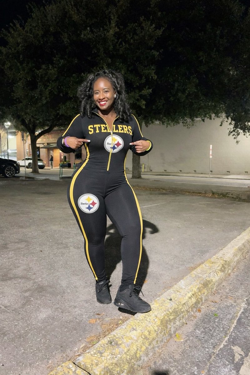 Fit Camp test Uptown Nutrition complete—now it’s time to show out for the Steelers! 🖤💛💪🏾
Steeler Nation, stand up! ⭐️🙌🏾
#BlackAndYellow #SteelersNation