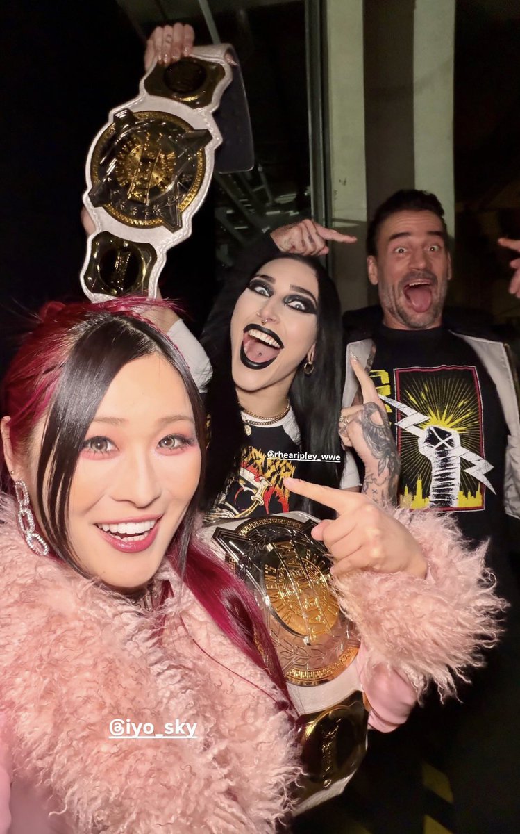 gay4ripley's tweet image. THEE champs